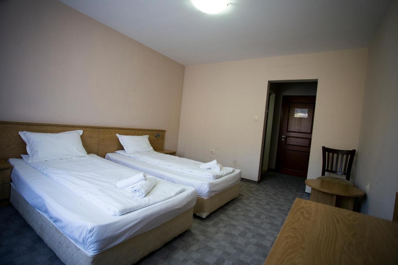Family Prim Hotel Sandanski Esterno foto