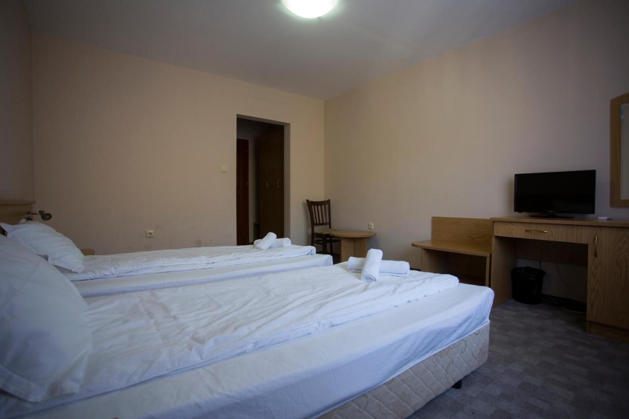 Family Prim Hotel Sandanski Esterno foto