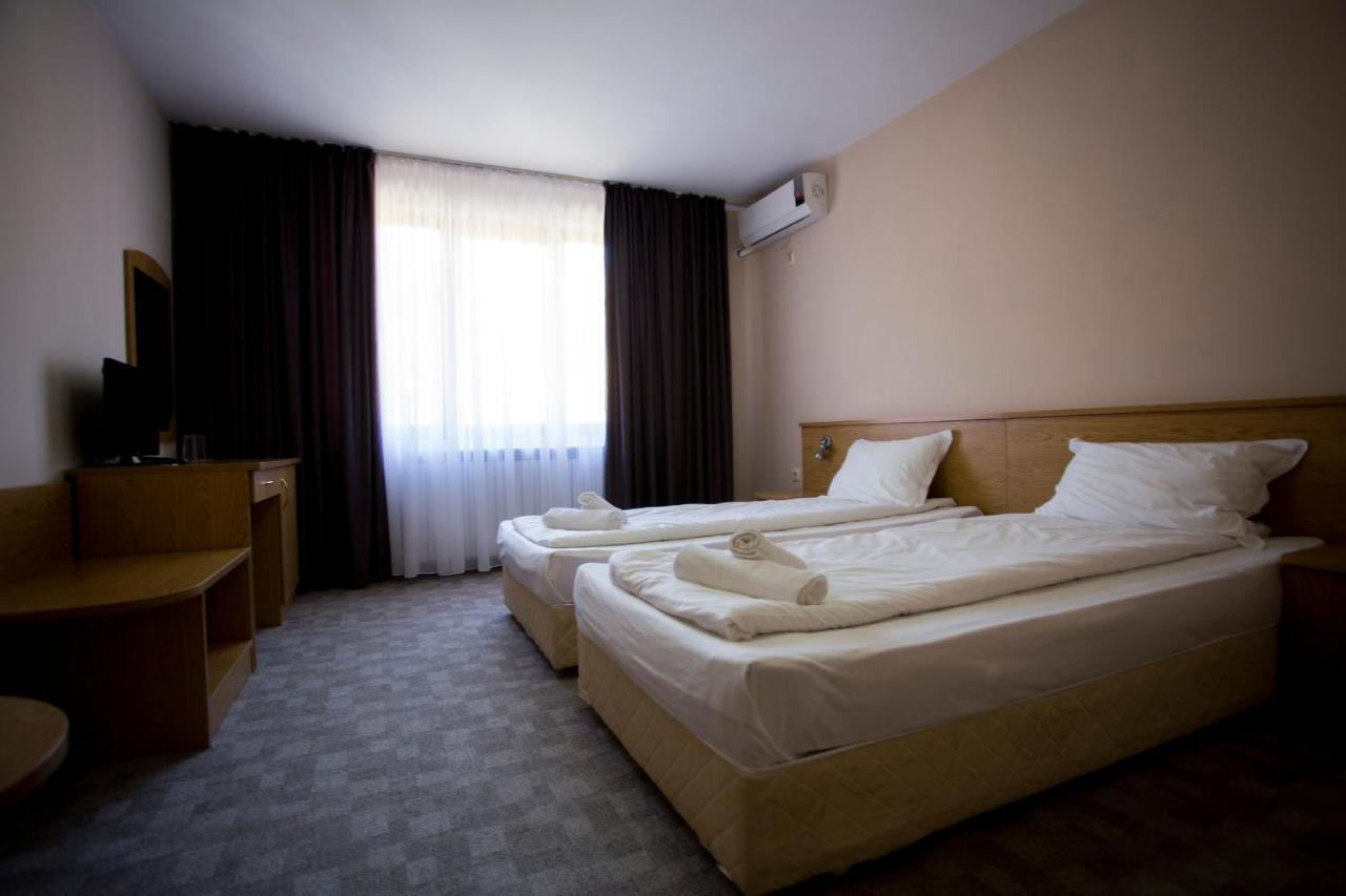 Family Prim Hotel Sandanski Esterno foto