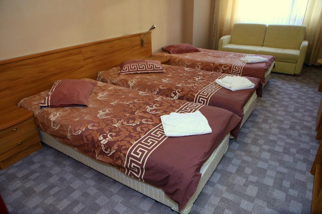 Family Prim Hotel Sandanski Esterno foto