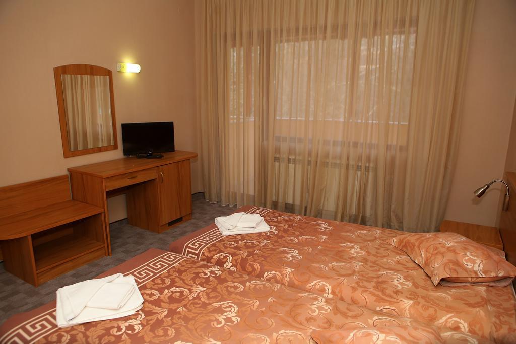 Family Prim Hotel Sandanski Esterno foto